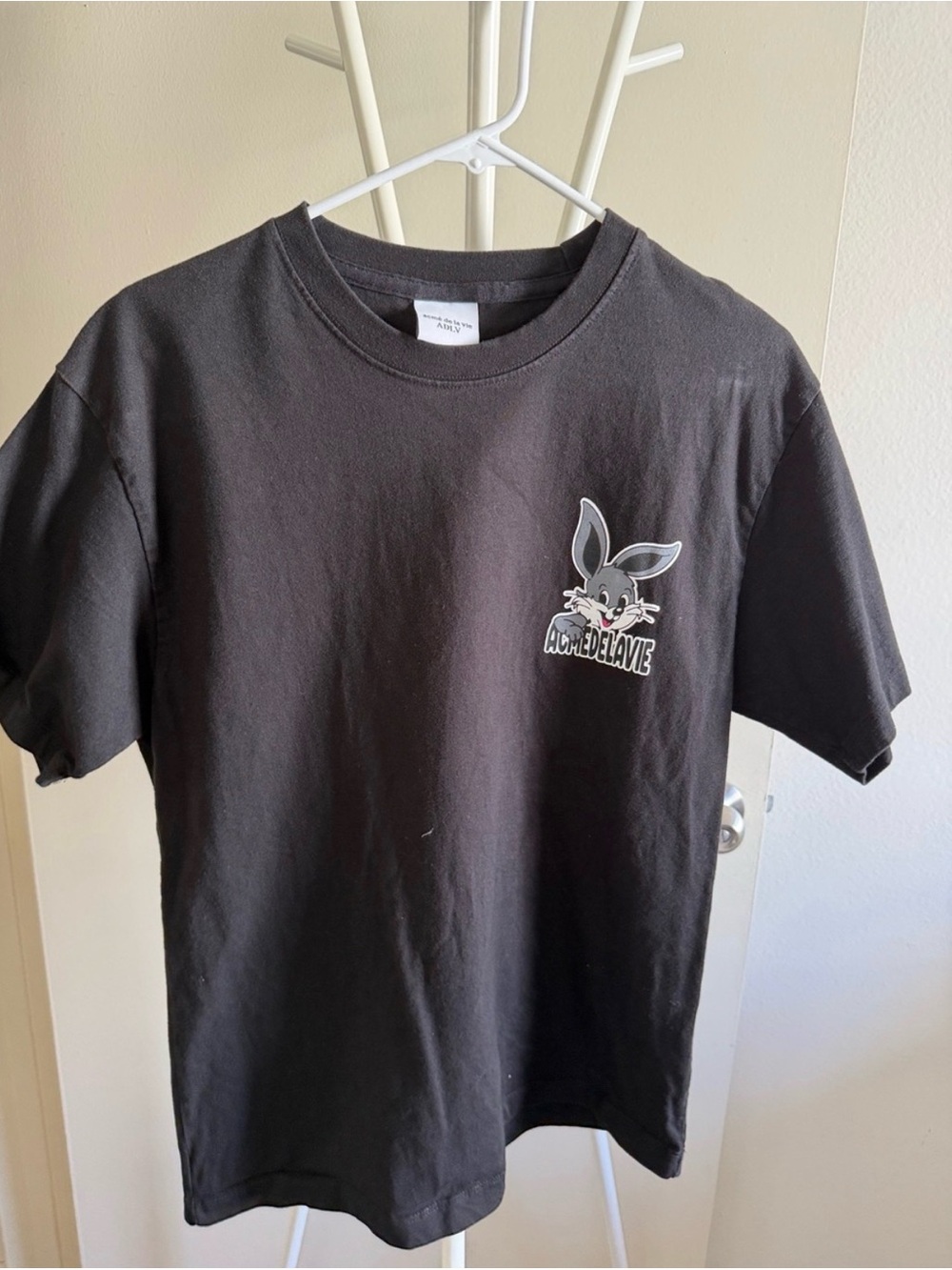 Graphic Pocket-Print Black Tee - Unbranded